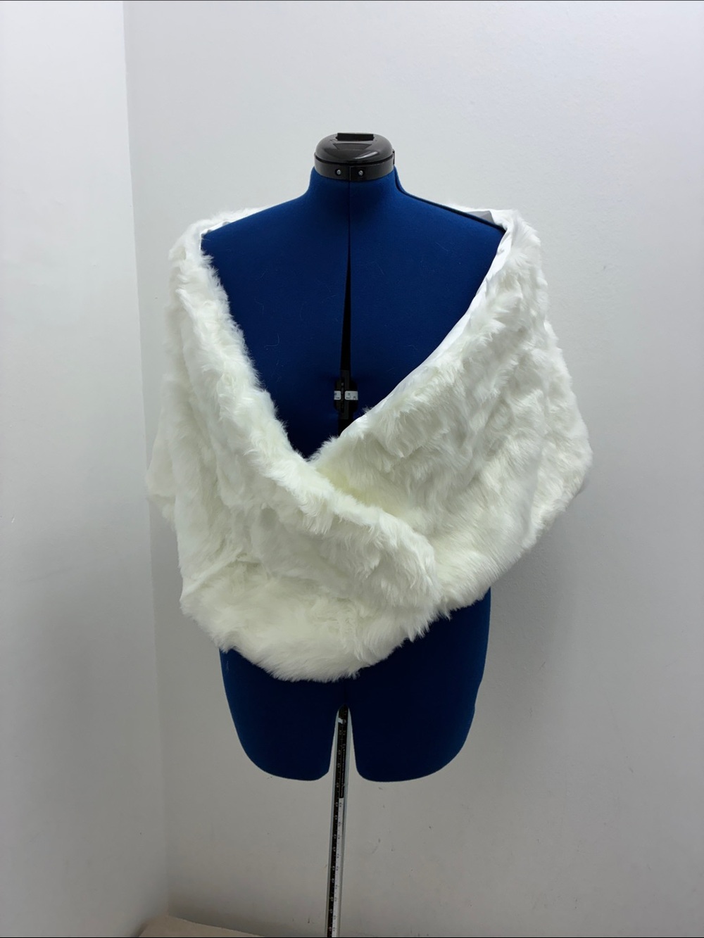 JJs House White Faux Fur Wrap Shawl